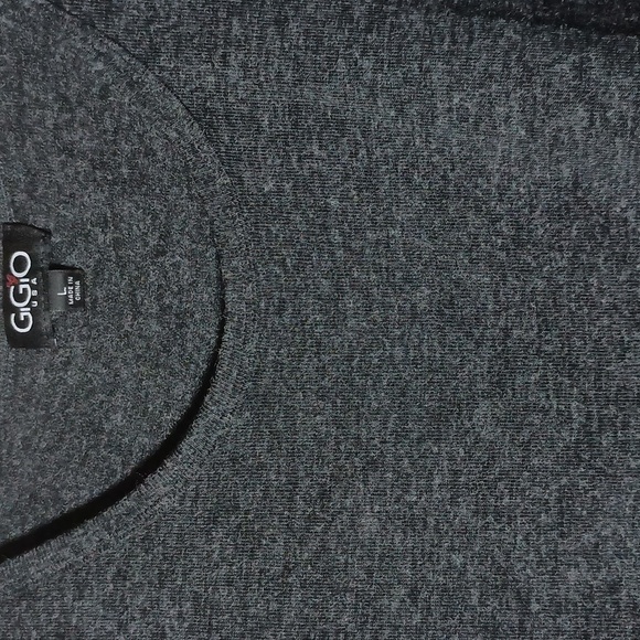 Gigio Women's Charcoal, Floral And Cheetah Print Ruffled Top - Picture 2 of 6